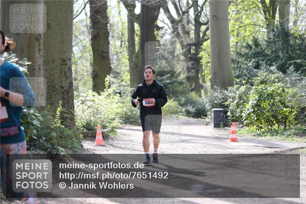 13.04.2025 - Hammer Lauf Jannik Wohlers http://msf.ph/oto/7651492 13.04.2025 10:48:36 Laufen 580 meine-sportfotos.de