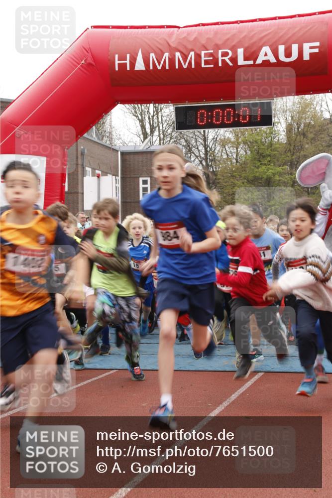 13.04.2025 - Hammer Lauf A. Gomolzig http://msf.ph/oto/7651500 13.04.2025 09:18:09 Ziel 403, 424, 457, 458, 478, 508, 535, 541, 594, 610, 613, 629, 657, 672, 687, 700, 701, 755, 774, 780, 782, 783, 784, 785, 786, 787, 789, 793, 799, 800, 801, 811, 814, 822, 825, 847, 849, 861, 870, 877, 883, 887, 891, 892, 894, 898, 907, 909, 910, 918, 925, 928, 930, 931, 932, 933, 944, 952, 968, 972, 978, 984, 985, 988, 996, 1012, 1020, 1034, 1037, 1038, 1056, 1058, 1072, 1073, 1089, 1102, 1116, 1133, 1159 meine-sportfotos.de