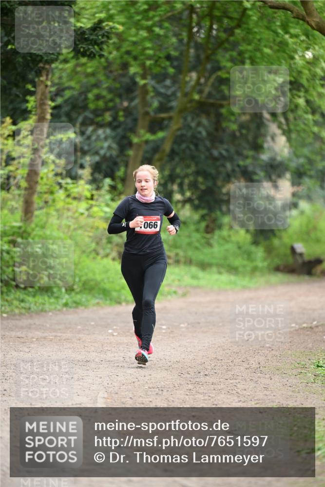 13.04.2025 - Hammer Lauf Dr. Thomas Lammeyer http://msf.ph/oto/7651597 13.04.2025 10:28:45 Laufen 066 meine-sportfotos.de