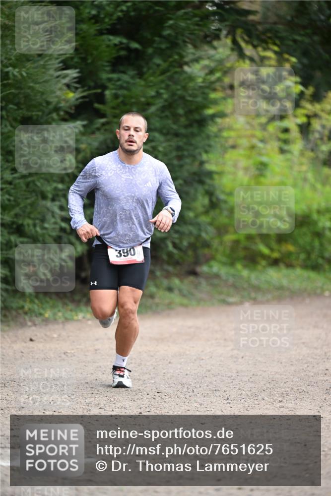 13.04.2025 - Hammer Lauf Dr. Thomas Lammeyer http://msf.ph/oto/7651625 13.04.2025 10:28:46 Laufen 390 meine-sportfotos.de