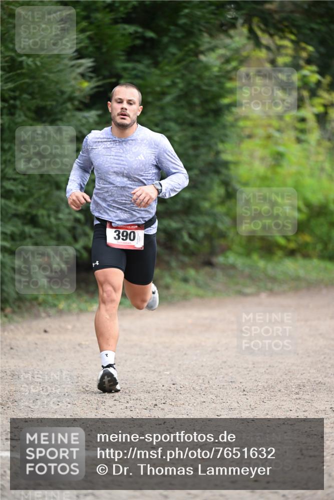 13.04.2025 - Hammer Lauf Dr. Thomas Lammeyer http://msf.ph/oto/7651632 13.04.2025 10:28:46 Laufen 390 meine-sportfotos.de