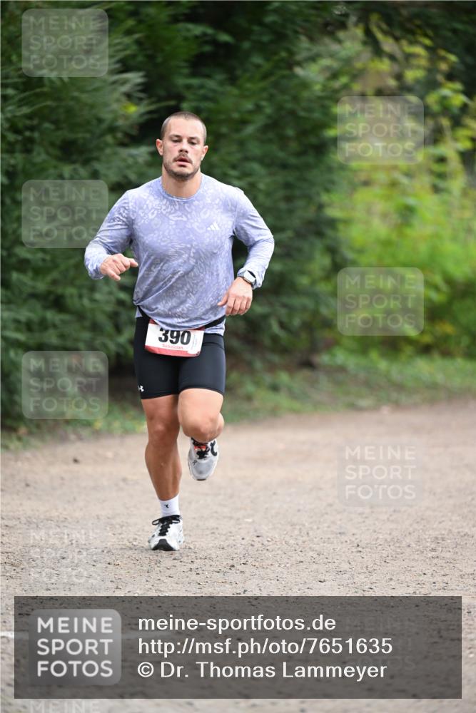13.04.2025 - Hammer Lauf Dr. Thomas Lammeyer http://msf.ph/oto/7651635 13.04.2025 10:28:46 Laufen 390 meine-sportfotos.de