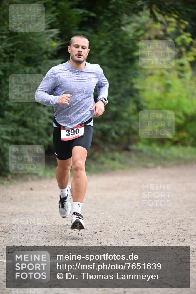 13.04.2025 - Hammer Lauf Dr. Thomas Lammeyer http://msf.ph/oto/7651639 13.04.2025 10:28:46 Laufen 390, 7 meine-sportfotos.de