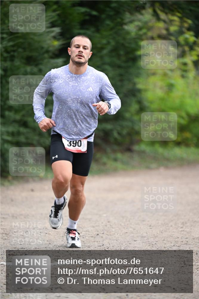 13.04.2025 - Hammer Lauf Dr. Thomas Lammeyer http://msf.ph/oto/7651647 13.04.2025 10:28:47 Laufen 390 meine-sportfotos.de