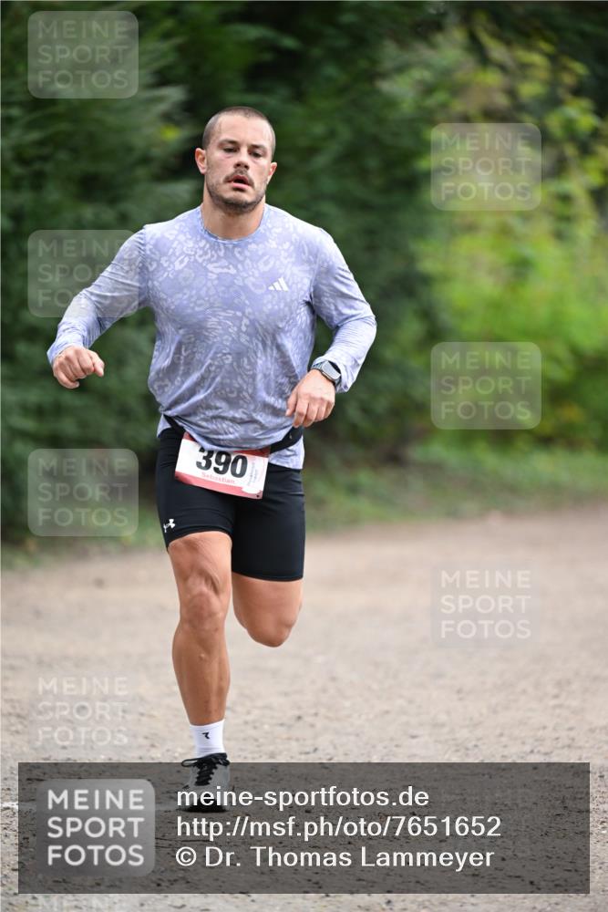 13.04.2025 - Hammer Lauf Dr. Thomas Lammeyer http://msf.ph/oto/7651652 13.04.2025 10:28:47 Laufen 390 meine-sportfotos.de