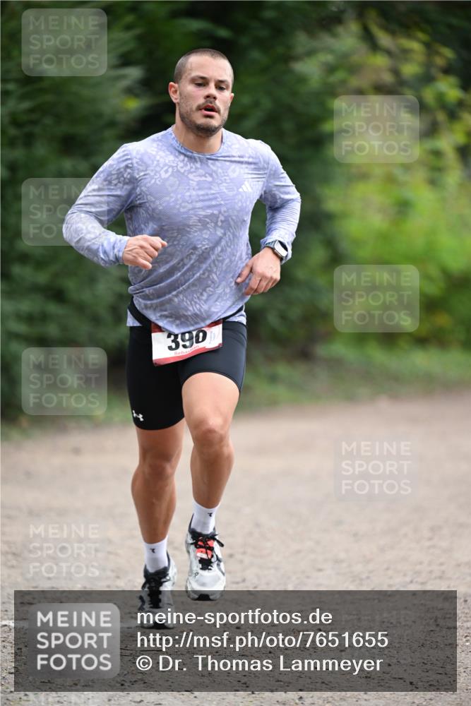 13.04.2025 - Hammer Lauf Dr. Thomas Lammeyer http://msf.ph/oto/7651655 13.04.2025 10:28:47 Laufen 390 meine-sportfotos.de