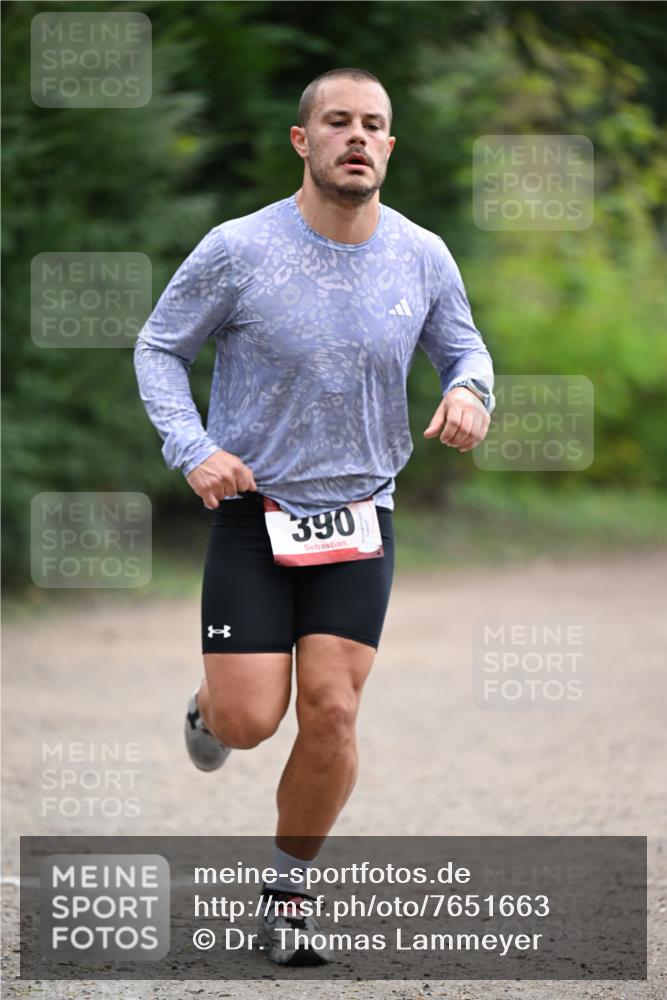 13.04.2025 - Hammer Lauf Dr. Thomas Lammeyer http://msf.ph/oto/7651663 13.04.2025 10:28:47 Laufen 390 meine-sportfotos.de