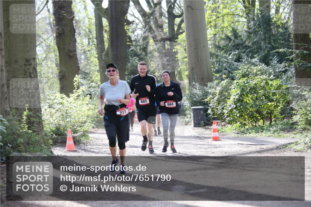 13.04.2025 - Hammer Lauf Jannik Wohlers http://msf.ph/oto/7651790 13.04.2025 10:47:25 Laufen 211, 665, 664 meine-sportfotos.de