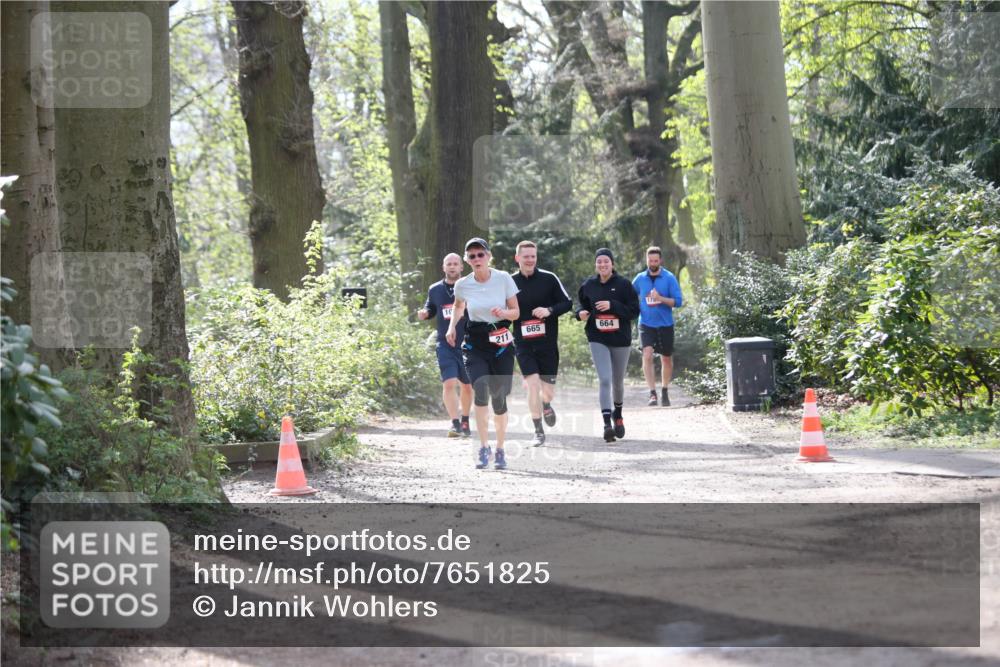 13.04.2025 - Hammer Lauf Jannik Wohlers http://msf.ph/oto/7651825 13.04.2025 10:47:21 Laufen 10, 211, 665, 664, 176 meine-sportfotos.de