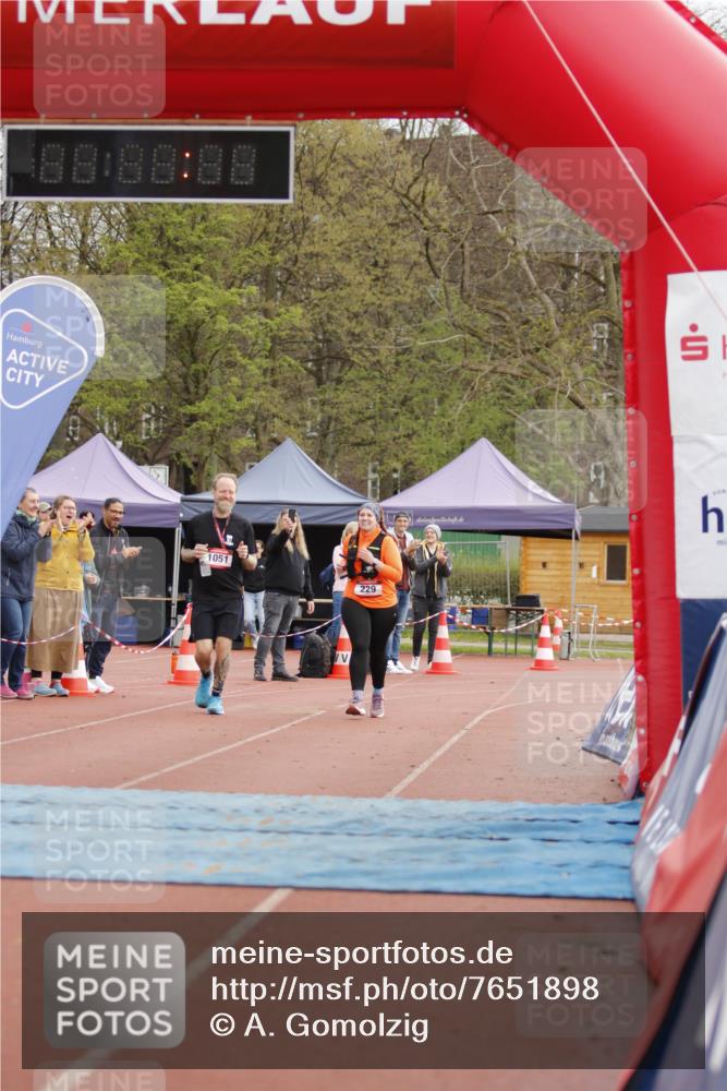 13.04.2025 - Hammer Lauf A. Gomolzig http://msf.ph/oto/7651898 13.04.2025 14:03:30 Ziel  meine-sportfotos.de