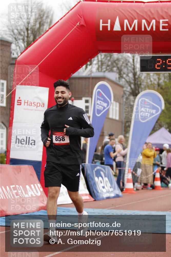 13.04.2025 - Hammer Lauf A. Gomolzig http://msf.ph/oto/7651919 13.04.2025 13:51:56 Ziel 858 meine-sportfotos.de