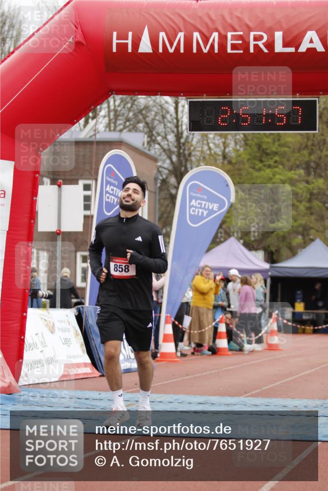 13.04.2025 - Hammer Lauf A. Gomolzig http://msf.ph/oto/7651927 13.04.2025 13:51:55 Ziel 858 meine-sportfotos.de