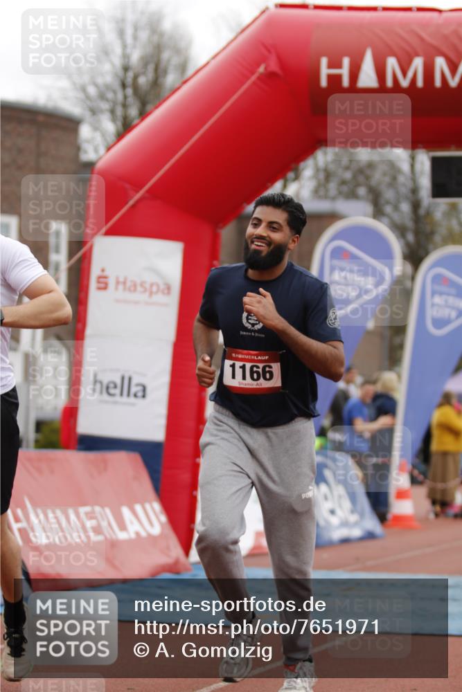 13.04.2025 - Hammer Lauf A. Gomolzig http://msf.ph/oto/7651971 13.04.2025 13:44:45 Ziel 1166, 1167 meine-sportfotos.de