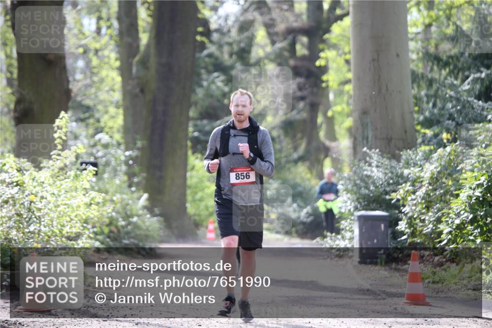 13.04.2025 - Hammer Lauf Jannik Wohlers http://msf.ph/oto/7651990 13.04.2025 10:46:36 Laufen 856 meine-sportfotos.de