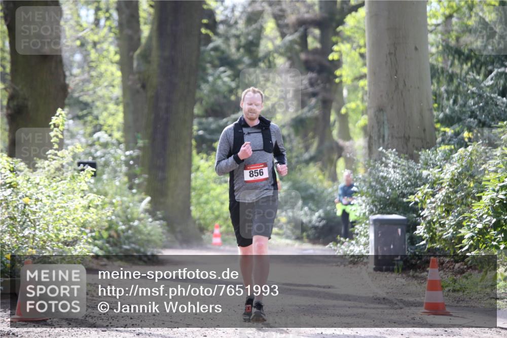 13.04.2025 - Hammer Lauf Jannik Wohlers http://msf.ph/oto/7651993 13.04.2025 10:46:35 Laufen 856 meine-sportfotos.de