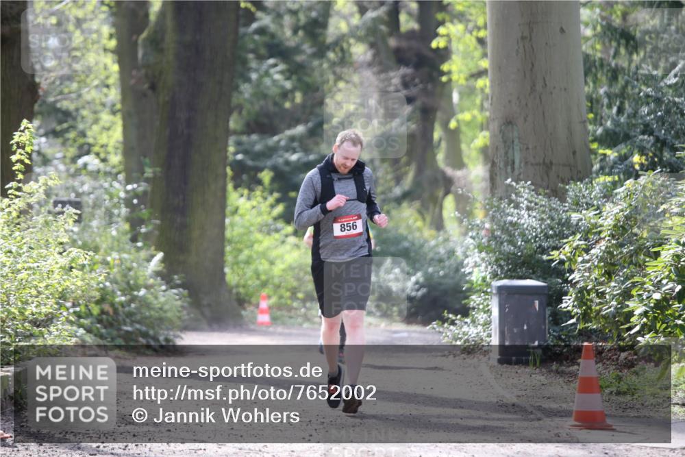 13.04.2025 - Hammer Lauf Jannik Wohlers http://msf.ph/oto/7652002 13.04.2025 10:46:34 Laufen 856 meine-sportfotos.de
