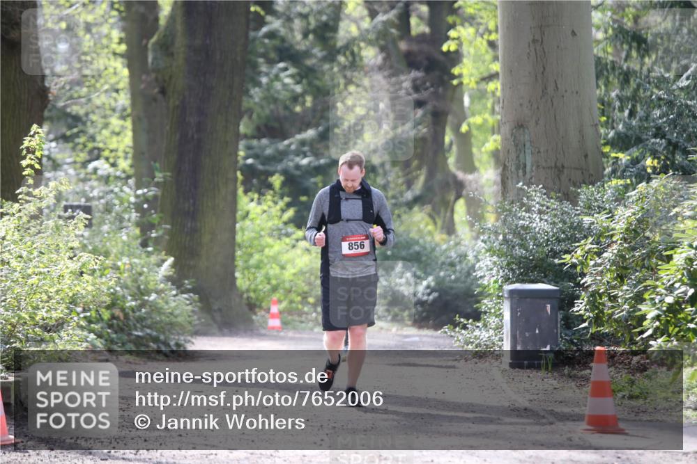 13.04.2025 - Hammer Lauf Jannik Wohlers http://msf.ph/oto/7652006 13.04.2025 10:46:33 Laufen 856 meine-sportfotos.de