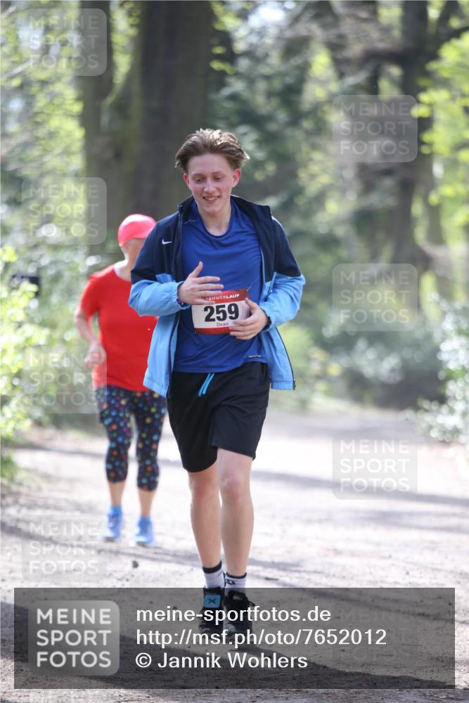 13.04.2025 - Hammer Lauf Jannik Wohlers http://msf.ph/oto/7652012 13.04.2025 10:46:06 Laufen 259 meine-sportfotos.de