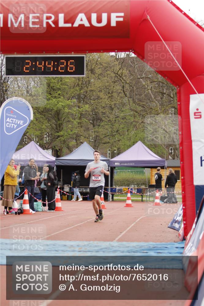 13.04.2025 - Hammer Lauf A. Gomolzig http://msf.ph/oto/7652016 13.04.2025 13:44:25 Ziel 705 meine-sportfotos.de