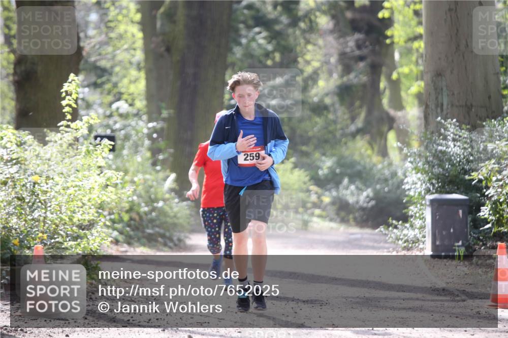 13.04.2025 - Hammer Lauf Jannik Wohlers http://msf.ph/oto/7652025 13.04.2025 10:46:04 Laufen 259 meine-sportfotos.de