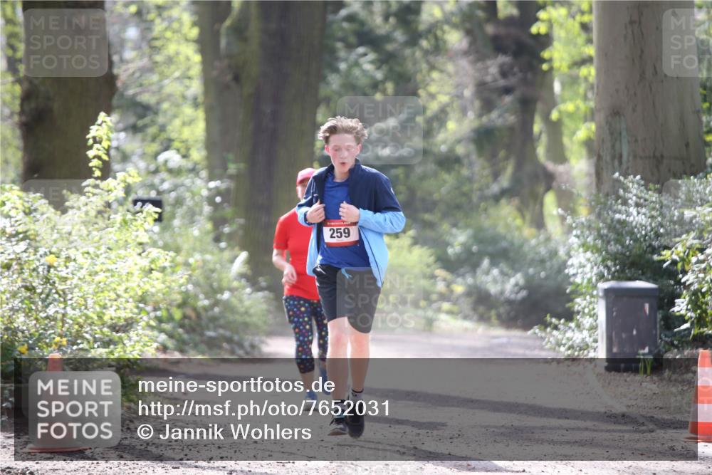 13.04.2025 - Hammer Lauf Jannik Wohlers http://msf.ph/oto/7652031 13.04.2025 10:46:04 Laufen 259 meine-sportfotos.de