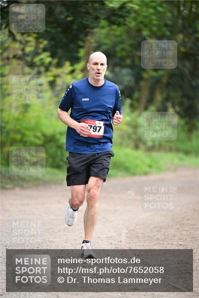 13.04.2025 - Hammer Lauf Dr. Thomas Lammeyer http://msf.ph/oto/7652058 13.04.2025 10:29:32 Laufen 15, 40, 797 meine-sportfotos.de