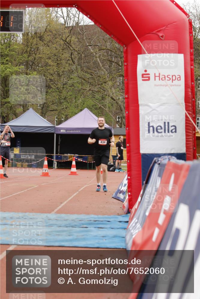 13.04.2025 - Hammer Lauf A. Gomolzig http://msf.ph/oto/7652060 13.04.2025 13:38:39 Ziel 434 meine-sportfotos.de