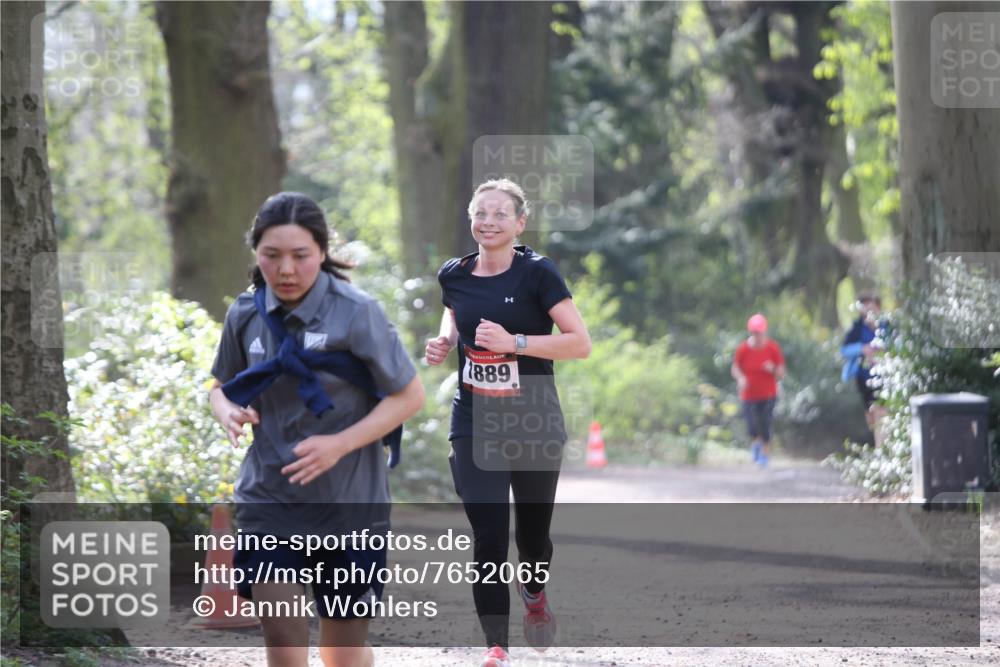 13.04.2025 - Hammer Lauf Jannik Wohlers http://msf.ph/oto/7652065 13.04.2025 10:45:54 Laufen 1889 meine-sportfotos.de