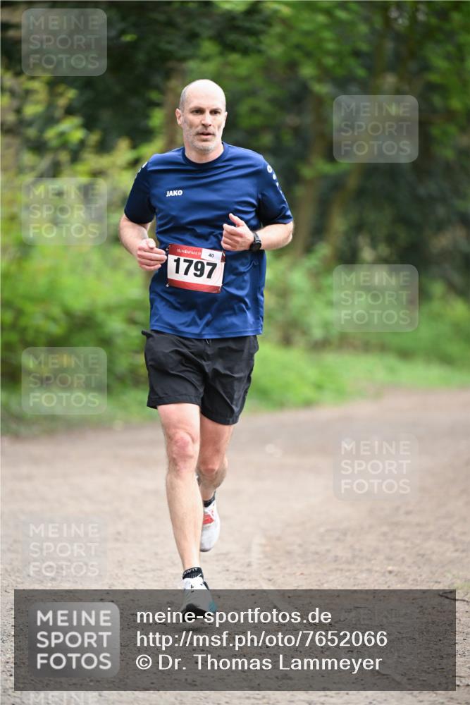 13.04.2025 - Hammer Lauf Dr. Thomas Lammeyer http://msf.ph/oto/7652066 13.04.2025 10:29:32 Laufen 15, 40, 1797 meine-sportfotos.de