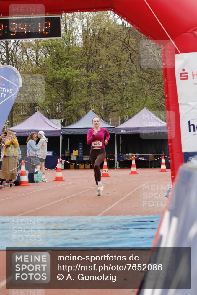 13.04.2025 - Hammer Lauf A. Gomolzig http://msf.ph/oto/7652086 13.04.2025 13:34:10 Ziel 426 meine-sportfotos.de