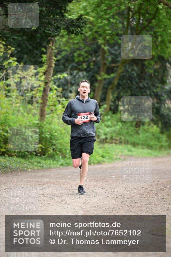 13.04.2025 - Hammer Lauf Dr. Thomas Lammeyer http://msf.ph/oto/7652102 13.04.2025 10:29:45 Laufen 132 meine-sportfotos.de