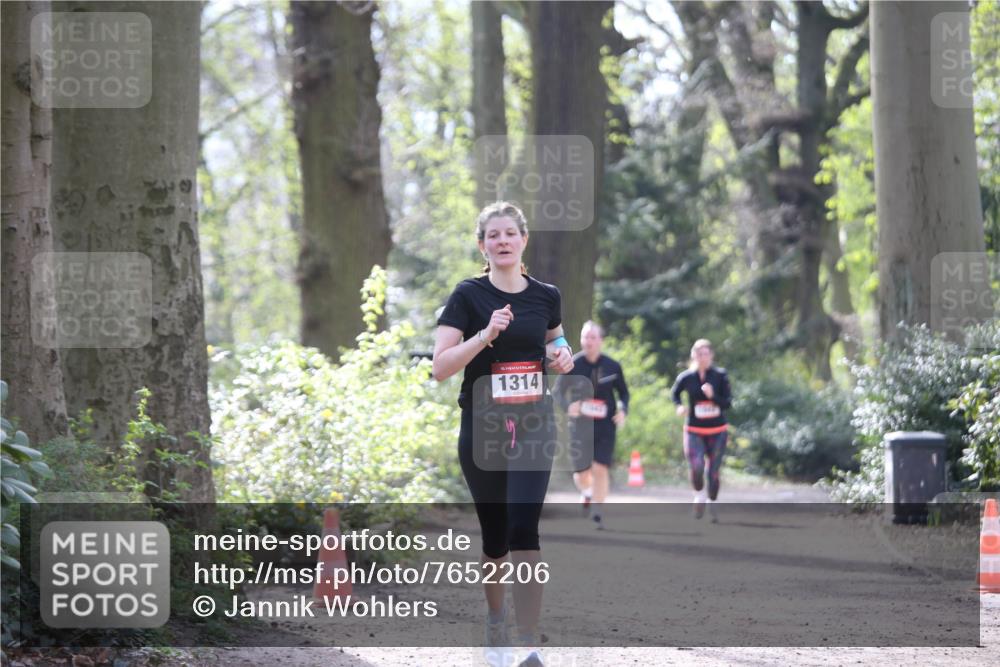13.04.2025 - Hammer Lauf Jannik Wohlers http://msf.ph/oto/7652206 13.04.2025 10:45:02 Laufen 15, 1314 meine-sportfotos.de