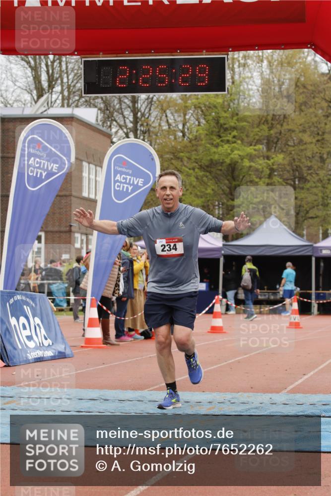 13.04.2025 - Hammer Lauf A. Gomolzig http://msf.ph/oto/7652262 13.04.2025 13:25:27 Ziel 234 meine-sportfotos.de