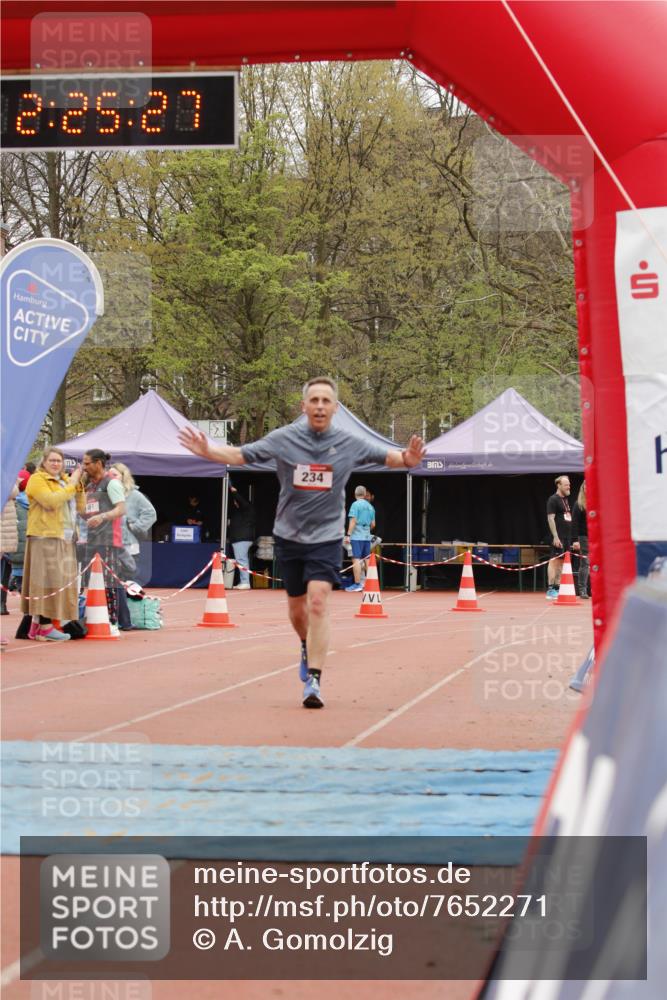 13.04.2025 - Hammer Lauf A. Gomolzig http://msf.ph/oto/7652271 13.04.2025 13:25:25 Ziel 234 meine-sportfotos.de