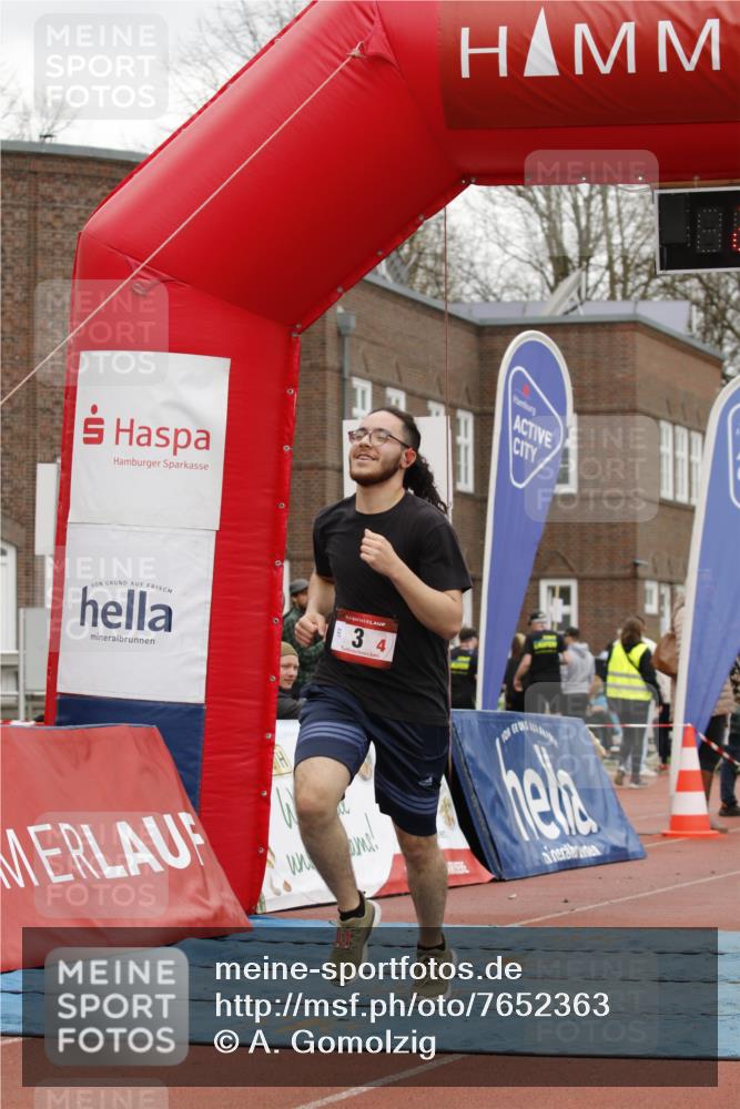 13.04.2025 - Hammer Lauf A. Gomolzig http://msf.ph/oto/7652363 13.04.2025 13:20:25 Ziel 3, 1376 meine-sportfotos.de