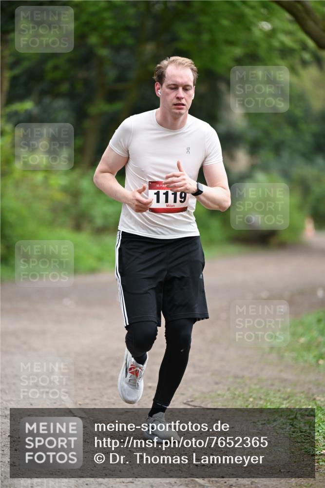13.04.2025 - Hammer Lauf Dr. Thomas Lammeyer http://msf.ph/oto/7652365 13.04.2025 10:30:06 Laufen 15, 1119 meine-sportfotos.de