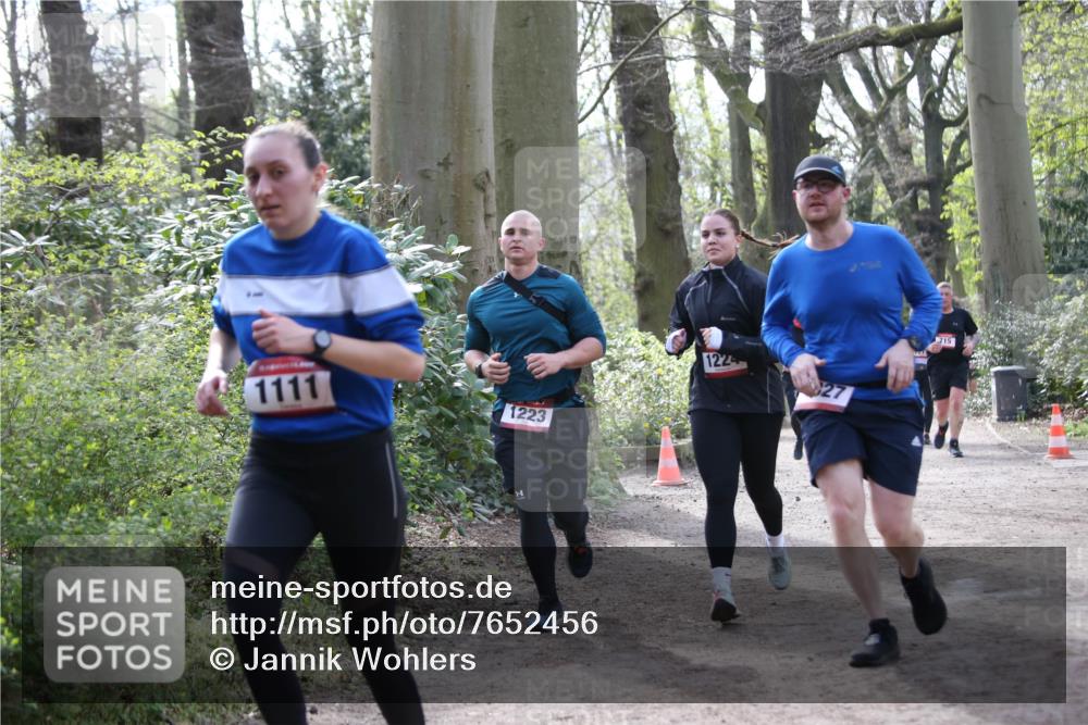 13.04.2025 - Hammer Lauf Jannik Wohlers http://msf.ph/oto/7652456 13.04.2025 10:44:07 Laufen 111, 1223, 1224, 715 meine-sportfotos.de