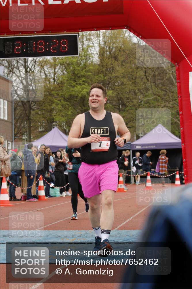 13.04.2025 - Hammer Lauf A. Gomolzig http://msf.ph/oto/7652462 13.04.2025 13:18:26 Ziel 7, 319, 433 meine-sportfotos.de