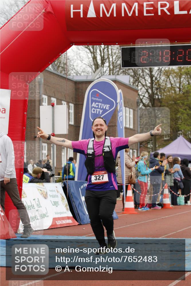 13.04.2025 - Hammer Lauf A. Gomolzig http://msf.ph/oto/7652483 13.04.2025 13:18:18 Ziel 271, 327 meine-sportfotos.de