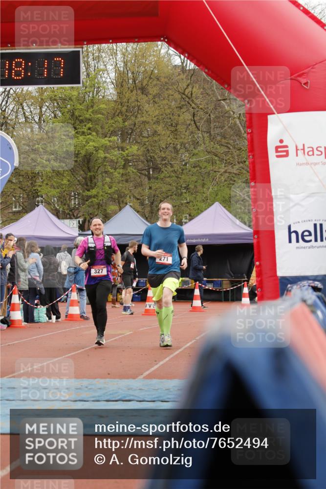 13.04.2025 - Hammer Lauf A. Gomolzig http://msf.ph/oto/7652494 13.04.2025 13:18:15 Ziel 271, 327 meine-sportfotos.de
