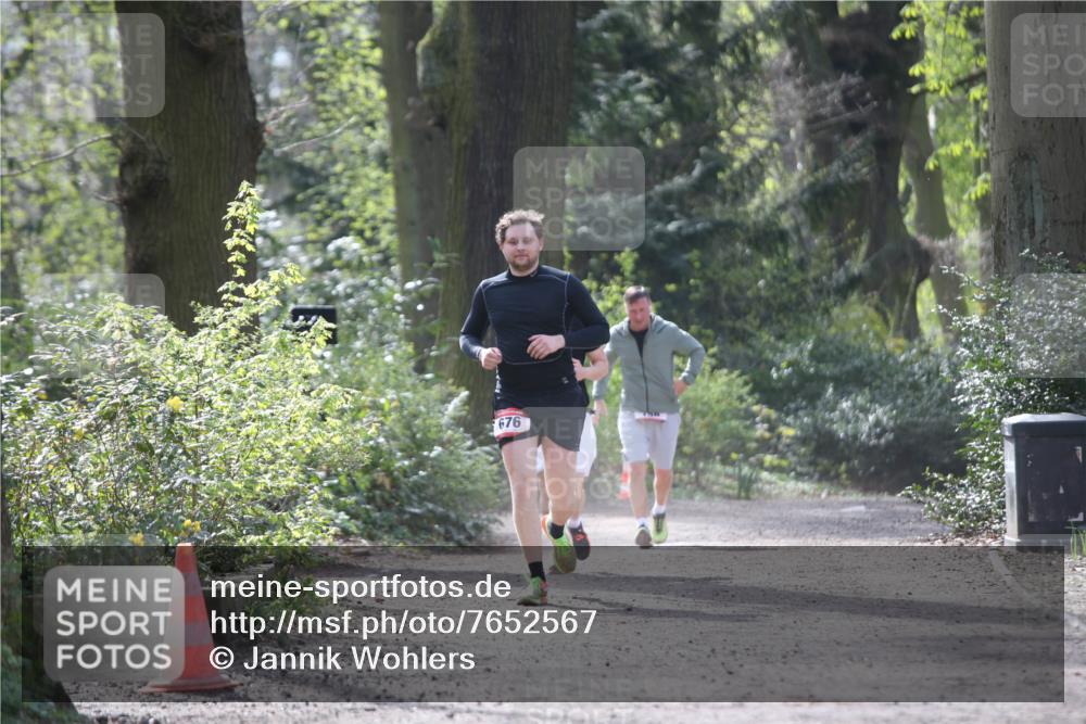 13.04.2025 - Hammer Lauf Jannik Wohlers http://msf.ph/oto/7652567 13.04.2025 10:43:31 Laufen 676 meine-sportfotos.de