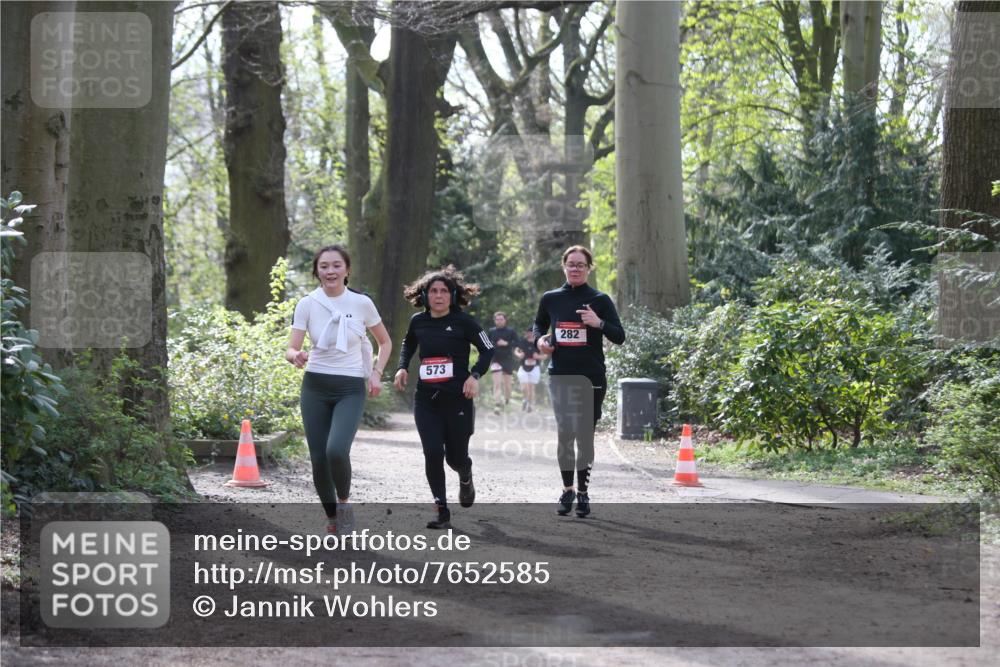 13.04.2025 - Hammer Lauf Jannik Wohlers http://msf.ph/oto/7652585 13.04.2025 10:43:23 Laufen 573, 282 meine-sportfotos.de
