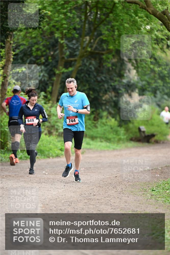 13.04.2025 - Hammer Lauf Dr. Thomas Lammeyer http://msf.ph/oto/7652681 13.04.2025 10:30:58 Laufen 649, 744 meine-sportfotos.de