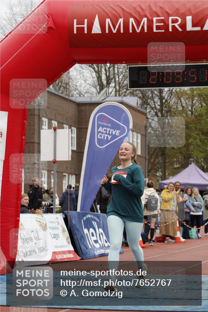 13.04.2025 - Hammer Lauf A. Gomolzig http://msf.ph/oto/7652767 13.04.2025 13:09:49 Ziel 736 meine-sportfotos.de