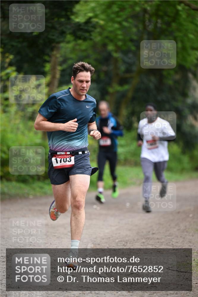 13.04.2025 - Hammer Lauf Dr. Thomas Lammeyer http://msf.ph/oto/7652852 13.04.2025 10:31:16 Laufen 15, 1703 meine-sportfotos.de