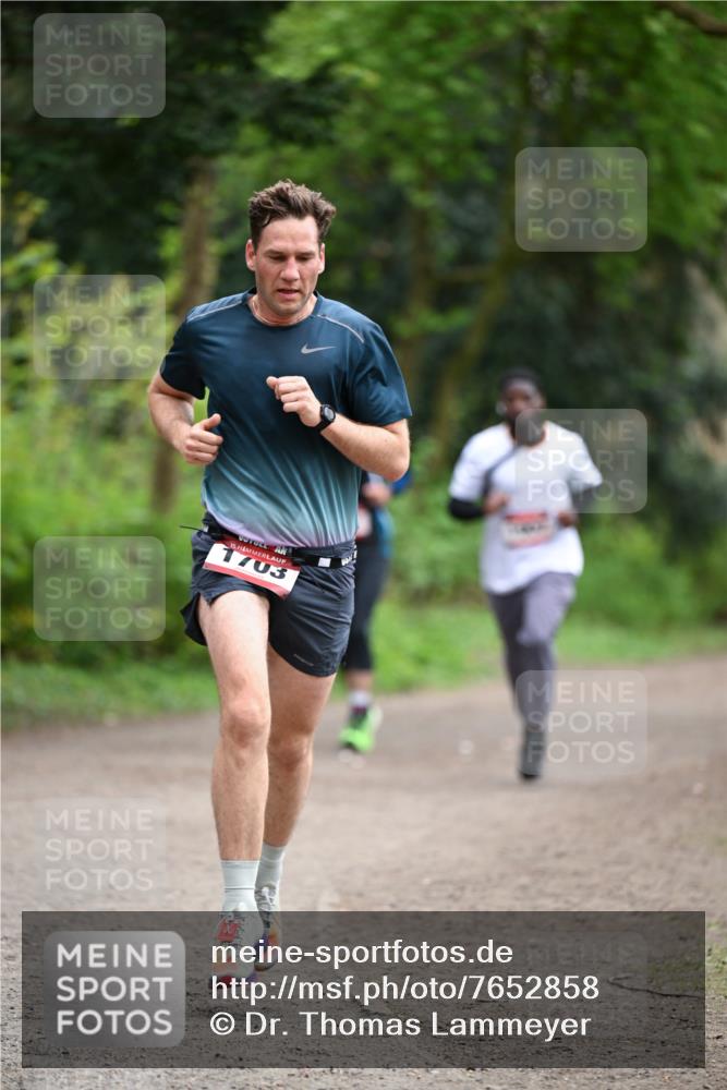 13.04.2025 - Hammer Lauf Dr. Thomas Lammeyer http://msf.ph/oto/7652858 13.04.2025 10:31:17 Laufen 15, 1703 meine-sportfotos.de