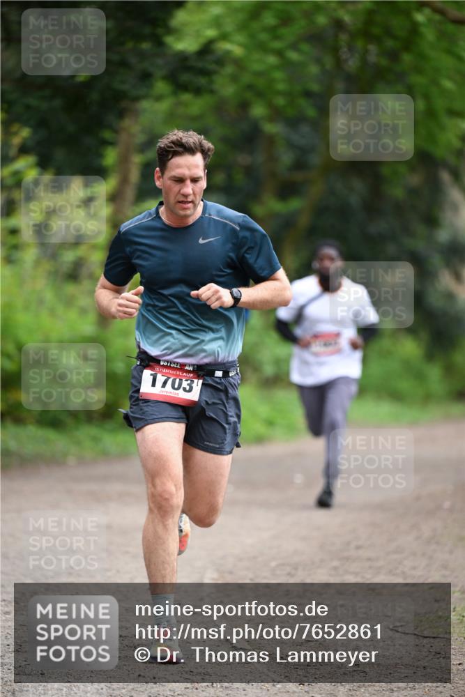13.04.2025 - Hammer Lauf Dr. Thomas Lammeyer http://msf.ph/oto/7652861 13.04.2025 10:31:17 Laufen 15, 1703 meine-sportfotos.de