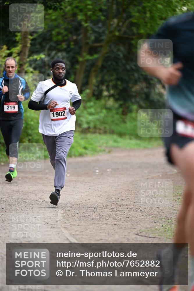 13.04.2025 - Hammer Lauf Dr. Thomas Lammeyer http://msf.ph/oto/7652882 13.04.2025 10:31:18 Laufen 219, 15, 1902 meine-sportfotos.de