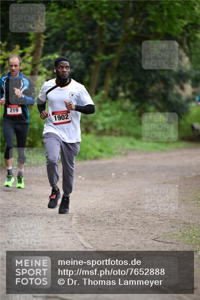 13.04.2025 - Hammer Lauf Dr. Thomas Lammeyer http://msf.ph/oto/7652888 13.04.2025 10:31:18 Laufen 219, 15, 1902 meine-sportfotos.de