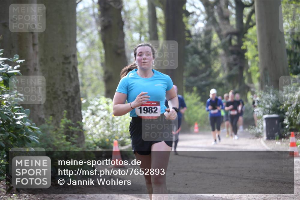13.04.2025 - Hammer Lauf Jannik Wohlers http://msf.ph/oto/7652893 13.04.2025 10:42:09 Laufen 1982 meine-sportfotos.de